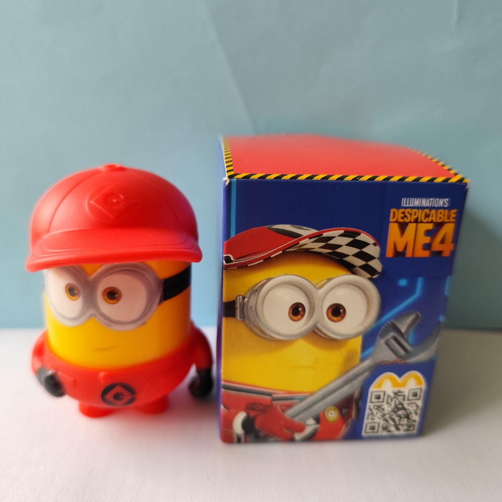 3/$20💗2024 McDonald's Despicable Me 4 Happy Meal Toys Pit Crew Ron